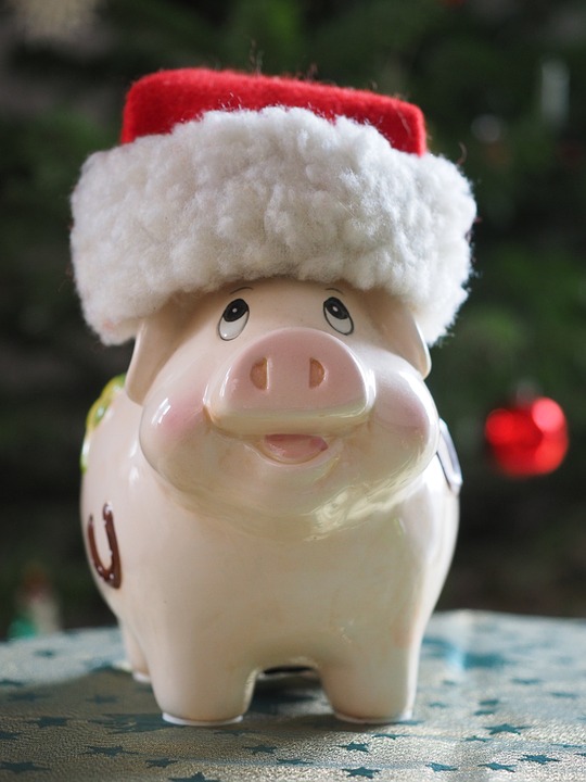 How to save money in the lead up to Christmas