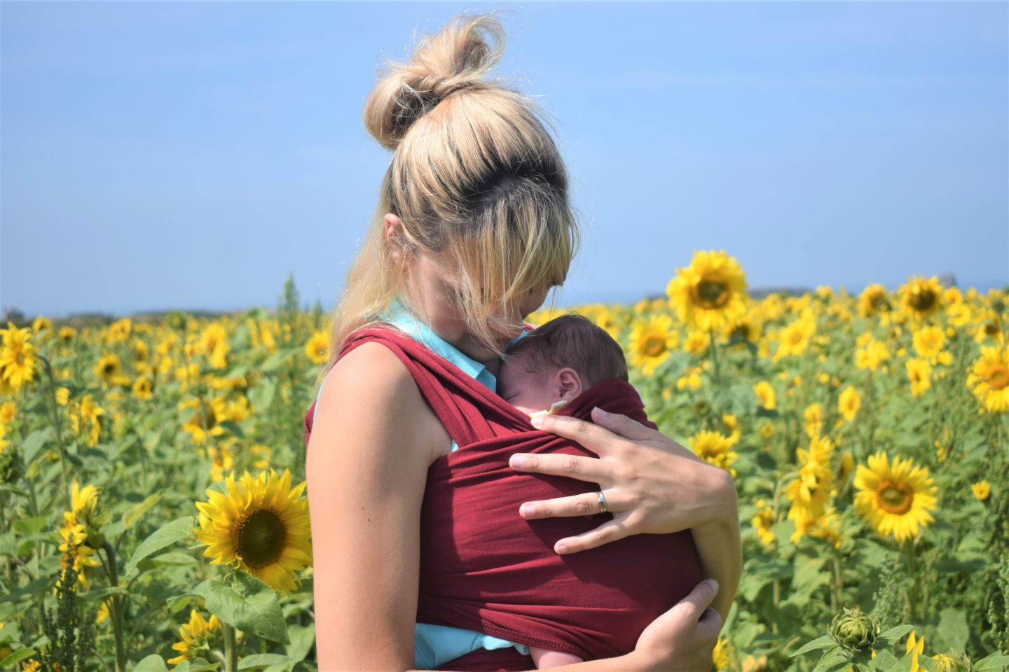 My favourite baby sling to use with a newborn